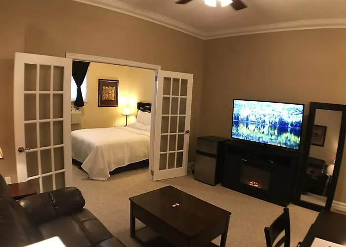 Executive Queen Suite