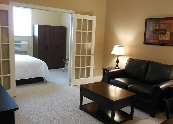 Executive Queen Suite